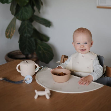 Mushie Placemat Pretzel koop je bij Babywinkel