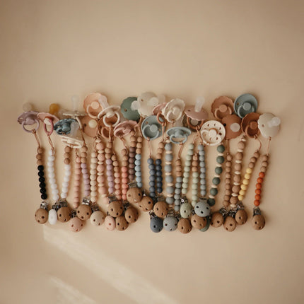 Mushie Speenkoord Luna Dried Thyme koop je bij Babywinkel