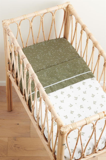 Noppies Wieglaken Botanisch Popeline 2 - Weg Beetle 80x100cm koop je bij Babywinkel