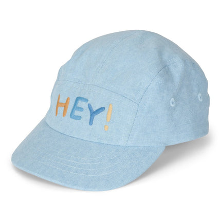 Pet denim met opdruk HEY koop je bij Babywinkel