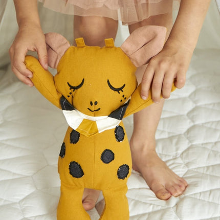 Roommate Knuffel Giraffe Goldie koop je bij Babywinkel