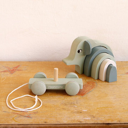 Roommate Trekfiguur Stacking Toy Elephant koop je bij Babywinkel
