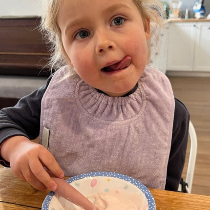 Silly Billyz Slabbetje Large Lavender koop je bij Babywinkel