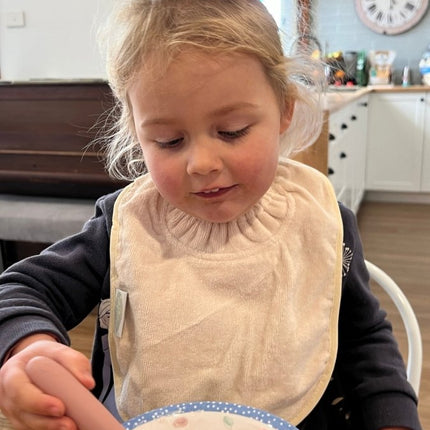 Silly Billyz Slabbetje Large White Sand koop je bij Babywinkel