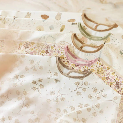 Jollein Slabbetje Met Mouw Leafy Dreams Waterproef koop je bij Babywinkel