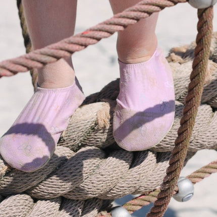 Slipstop Waterschoentjes Butterfly Peach Girls koop je bij Babywinkel