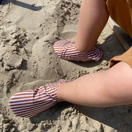 Slipstop Waterschoentjes Cognac Stripe koop je bij Babywinkel