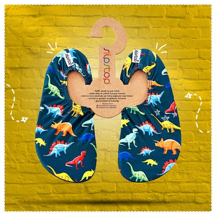 Slipstop Waterschoentjes Dino koop je bij Babywinkel