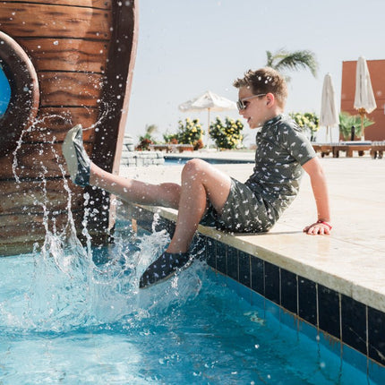 Slipstop Waterschoentjes Dino Green koop je bij Babywinkel