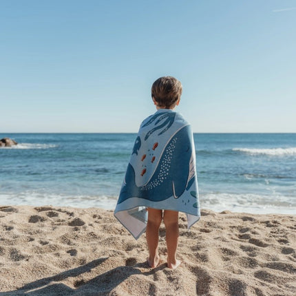 Strand handdoek Ocean World Blue koop je bij Babywinkel