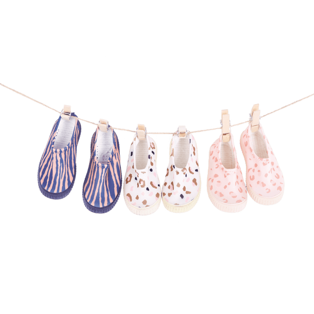 Swim Essentials Waterschoentjes Panterprint Lycra Kahki koop je bij Babywinkel