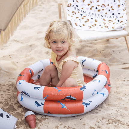 Swim Essentials Zwembad Kind Walvis Rood Wit 60Cm koop je bij Babywinkel