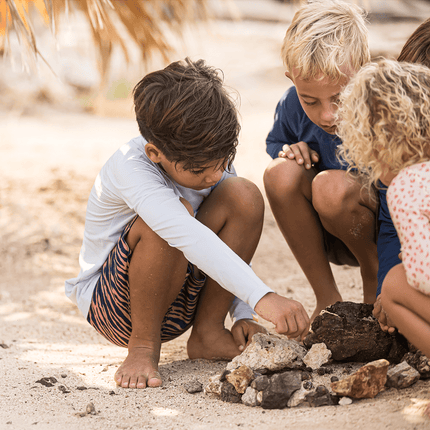 Swim Essentials Zwemshirt Kind Uv Lichtblauw koop je bij Babywinkel