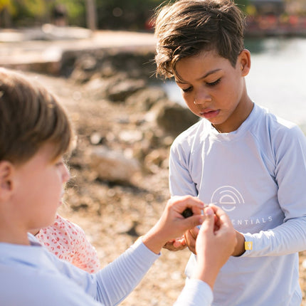 Swim Essentials Zwemshirt Kind Uv Lichtblauw koop je bij Babywinkel