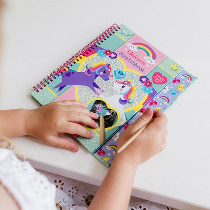 Unicorn Kleurboek koop je bij Babywinkel