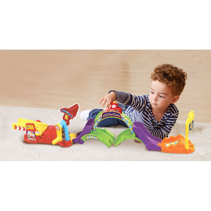Vtech Speelgoed Autobaan Toet Toet Auto Race & Stunt Looping koop je bij Babywinkel